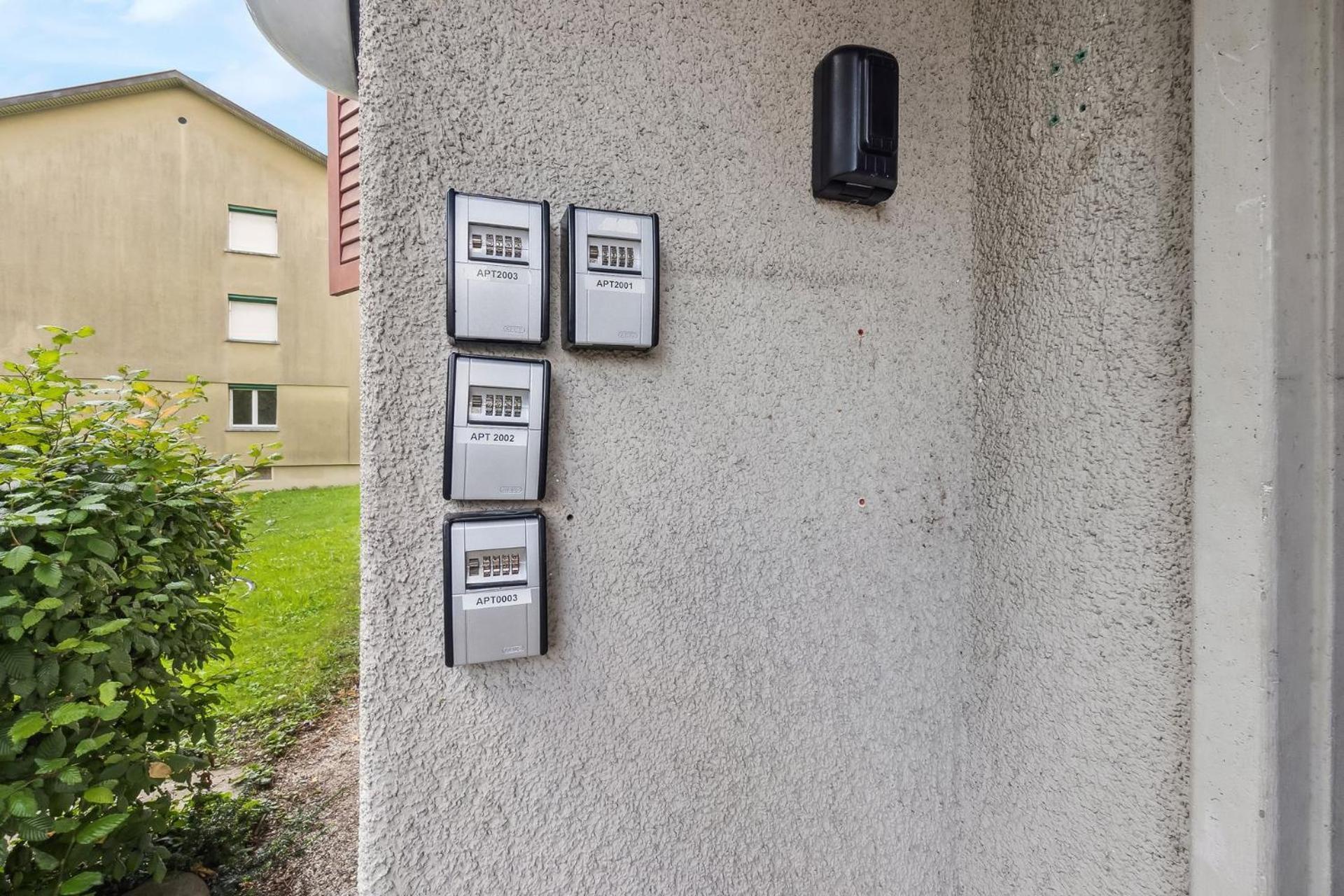 Altwiesenstrasse 144 Apartment Цюрих Екстериор снимка
